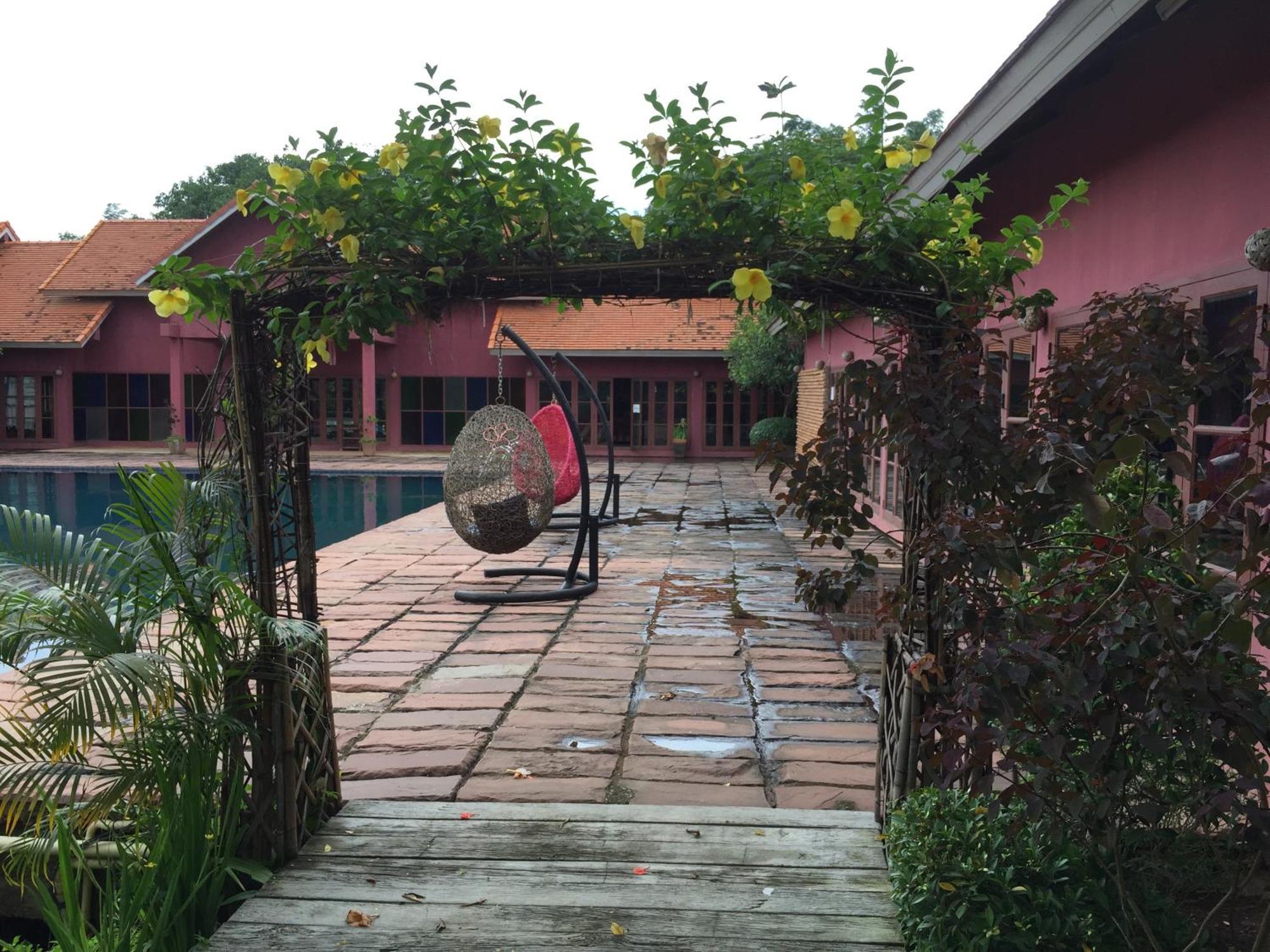 Chiangmai Royal Creek Hotel Hang Dong Eksteriør billede
